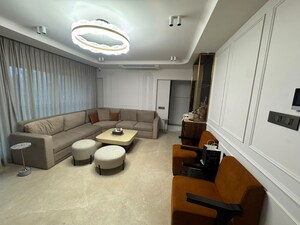Living Room in 3 BHK Apartment at Santacruz West – for Rent