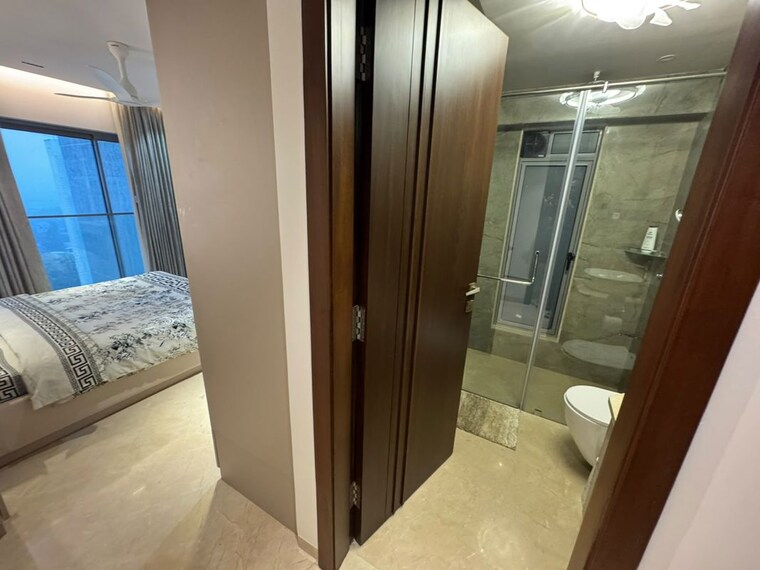 Other, santacruz west 3 Bedroom 1010 Sq.Ft. Apartment In Santacruz West Mumbai 10522371