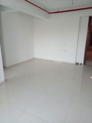 Room in 2 BHK Apartment at Sunteck City Avenue 2, Goregaon West – for Rent