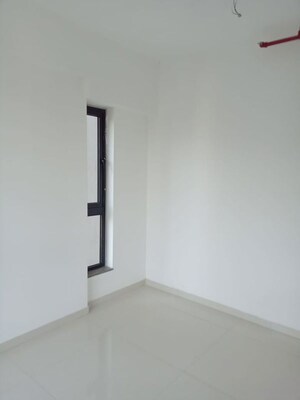 Room in 2 BHK Apartment at Sunteck City Avenue 2, Goregaon West – for Rent