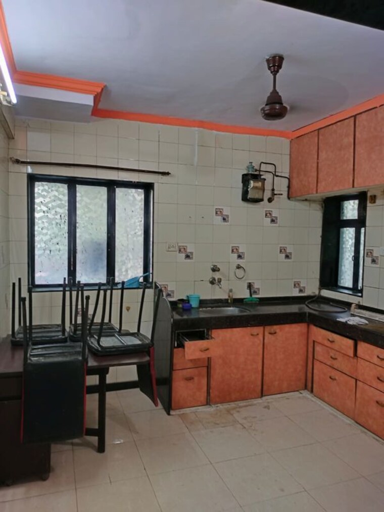 Kitchen, shreerang-chs 2 Bedroom 650 Sq.Ft. Apartment In Shrirang Society Thane 10522368