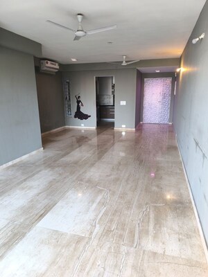 2 BHK Apartment For Rent in Sunteck City Avenue 1, Goregaon West