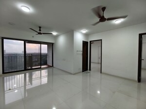 Room in 2 BHK Apartment at Riviera CHS Borivali, Borivali West – for Sale