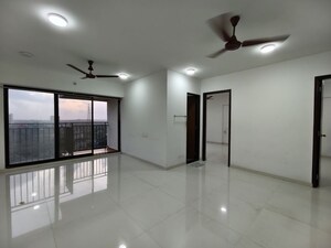 Room in 2 BHK Apartment at Riviera CHS Borivali, Borivali West – for Sale