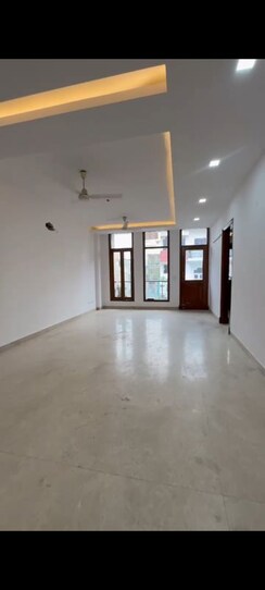3 BHK + Prayer Room,Servant Room Builder Floor For Rent in Greater Kailash I