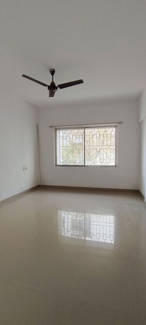 Room in 4 BHK Apartment at Kolte Patil Green Groves, Wagholi – for Sale