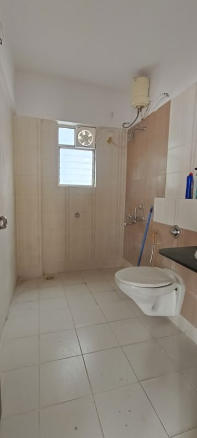 Bathroom, kolte-patil-green-groves 4 Bedroom 2550 Sq.Ft. Apartment In Wagholi Pune 10522491