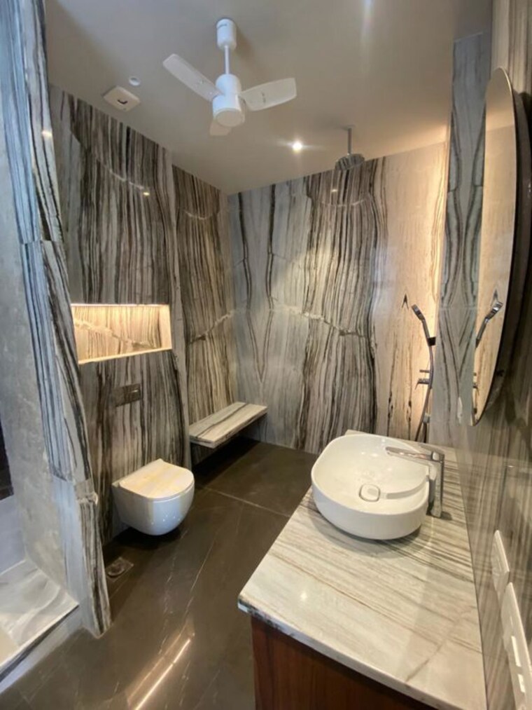 Bathroom, vasant vihar 4 Bedroom 3600 Sq.Ft. Builder Floor In Vasant Vihar Delhi 10522501
