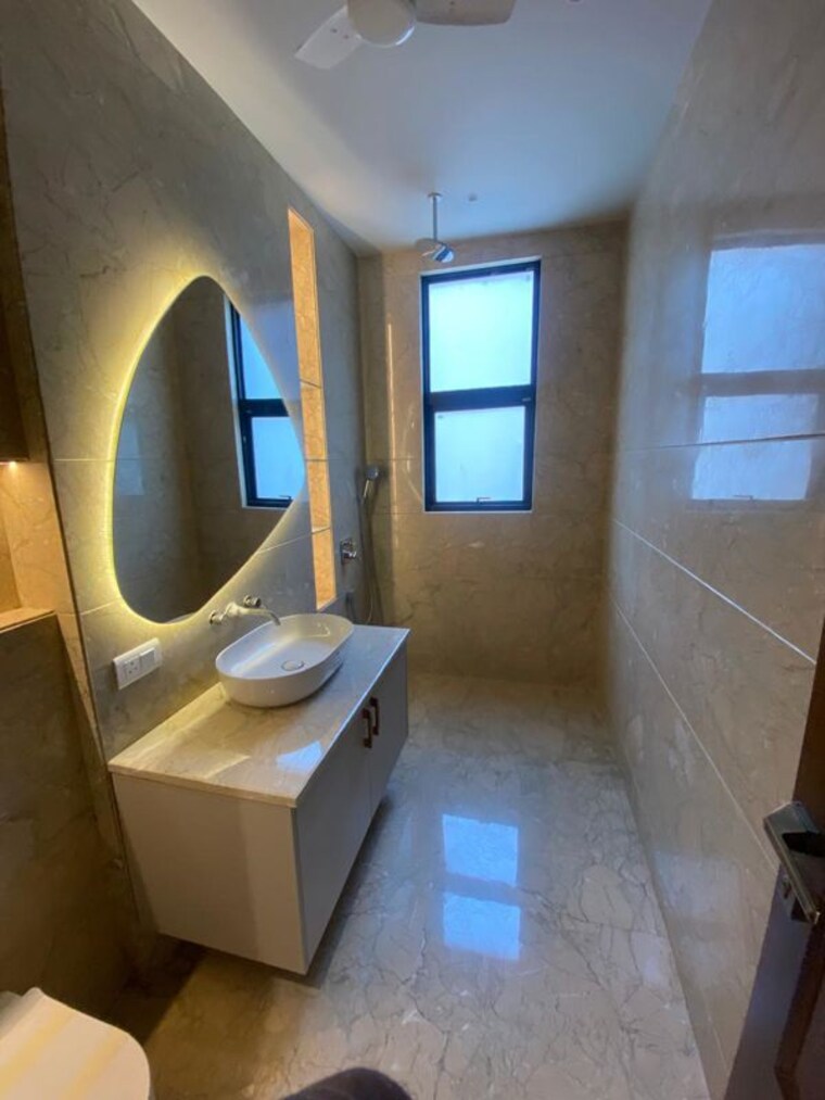 Bathroom, vasant vihar 4 Bedroom 3600 Sq.Ft. Builder Floor In Vasant Vihar Delhi 10522501