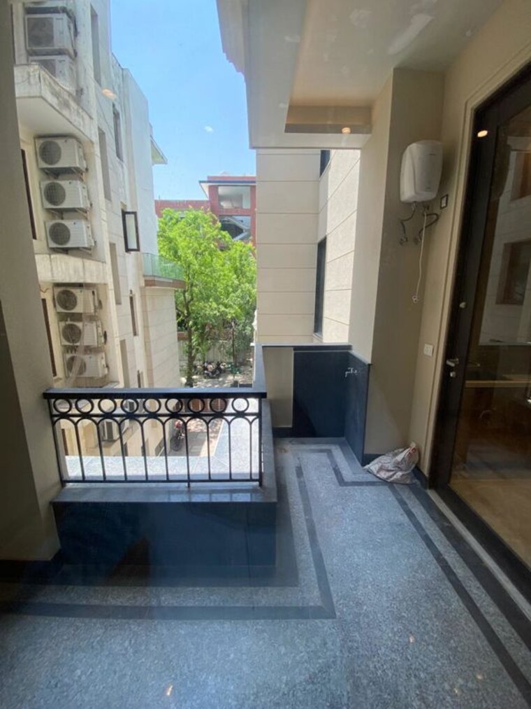 Balcony, vasant vihar 4 Bedroom 3600 Sq.Ft. Builder Floor In Vasant Vihar Delhi 10522501