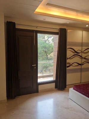 Room in 3 BHK Builder Floor at Kalkaji – for Rent