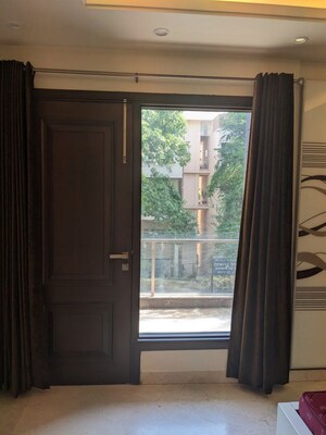 Room in 3 BHK Builder Floor at Kalkaji – for Rent