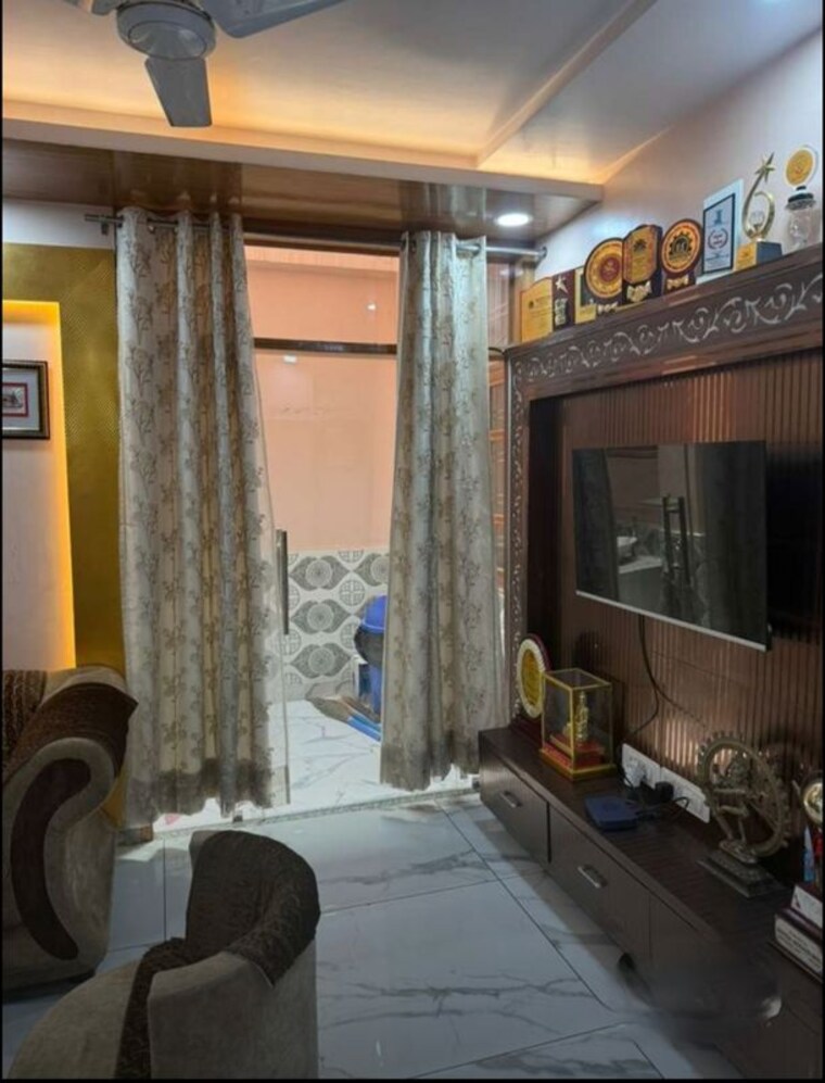 Living Room, vikas nagar 5 Bedroom 6000 Sq.Ft. Villa In Vikas Nagar Lucknow 10522538