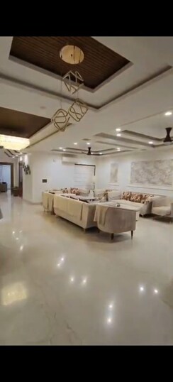 5 BHK + Prayer Room,Extra Room Builder Floor For Sale in Indrapuram