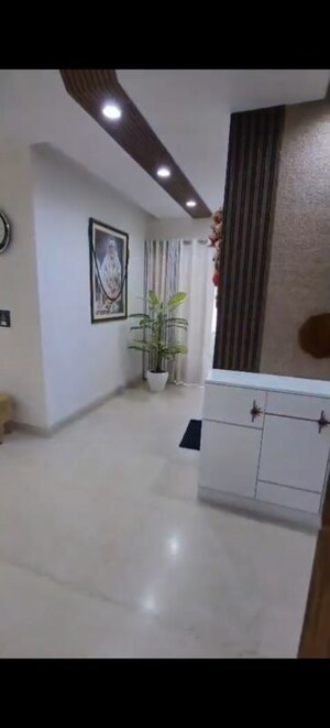 Team Area in 5 BHK Builder Floor at Indrapuram – for Sale