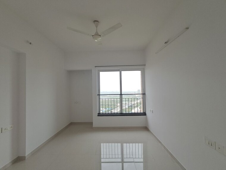 Bedroom, rustomjee-urbania-azziano 2 Bedroom 800 Sq.Ft. Apartment In Thane West Thane 10522545
