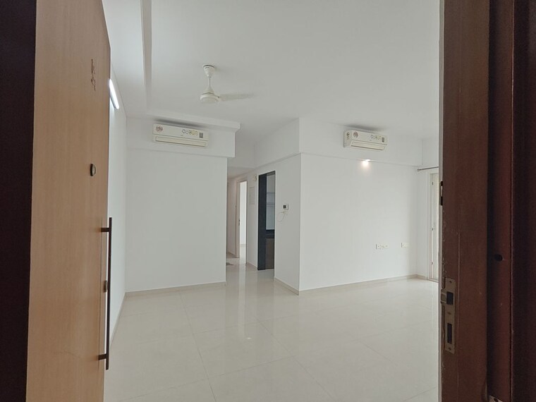 Entrance, rustomjee-urbania-azziano 2 Bedroom 800 Sq.Ft. Apartment In Thane West Thane 10522545