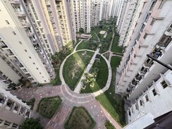 2.5 BHK + Basement Apartment For Sale in Supertech Czar Suites