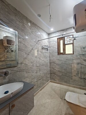 Kitchen in 5 BHK Builder Floor at Vaishali Sector 9 – for Sale