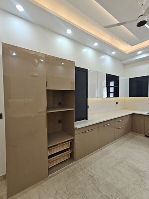 Kitchen in 5 BHK Builder Floor at Vaishali Sector 9 – for Sale