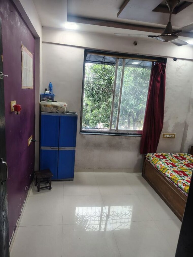 Living Room, jivdani-krupa-housing-society 1 Bedroom 420 Sq.Ft. Apartment In Borivali East Mumbai 10522660