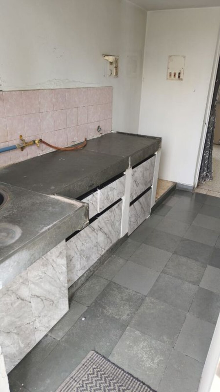 Kitchen, satellite 2 Bedroom 850 Sq.Ft. Apartment In Satellite Ahmedabad 10522693