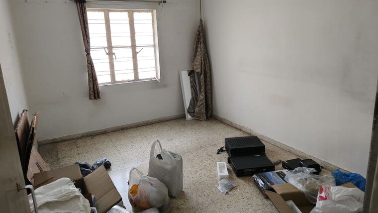 Living Room, satellite 2 Bedroom 850 Sq.Ft. Apartment In Satellite Ahmedabad 10522693