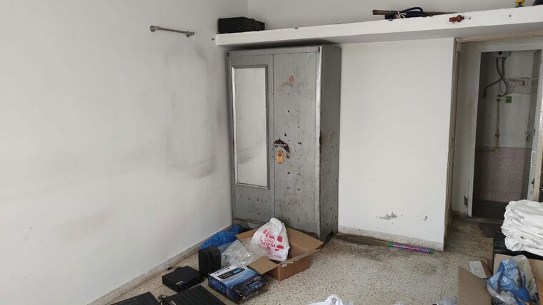 Room, satellite 2 Bedroom 850 Sq.Ft. Apartment In Satellite Ahmedabad 10522693