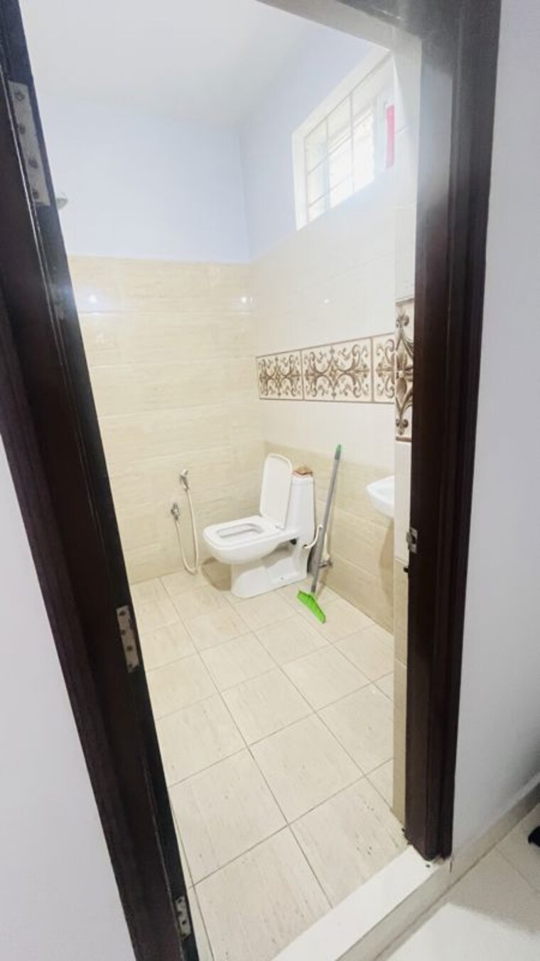 Bathroom, golden-tulip-kondapur 3 Bedroom 1800 Sq.Ft. Apartment In Kondapur Hyderabad 10522708