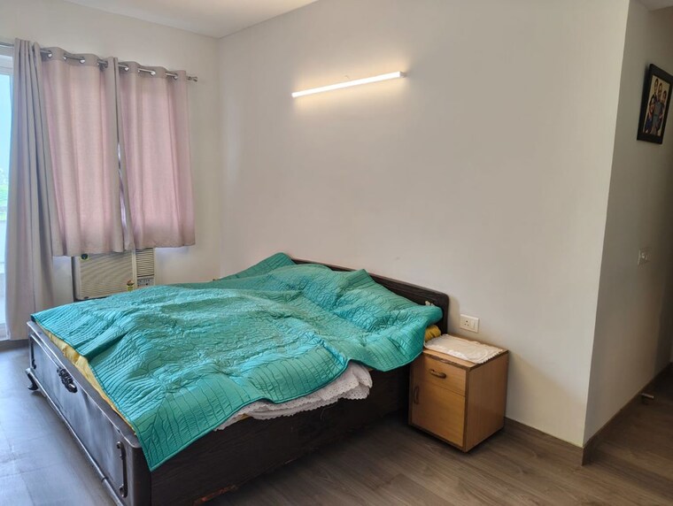 Bedroom, silverglades-the-melia 3 Bedroom 1845 Sq.Ft. Apartment In Sohna Sector 35 Gurgaon 10522720