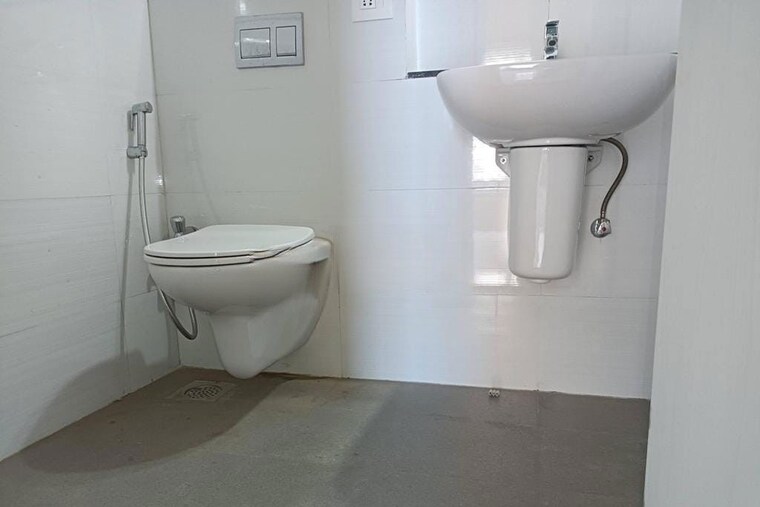 Bathroom, rustomjee-azziano-wing-k 2 Bedroom 691 Sq.Ft. Apartment In Thane West Thane 10522722