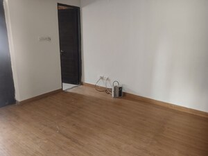 Room in 3 BHK Apartment at Sector 46 – for Rent