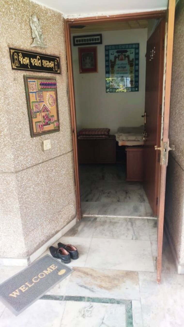 Living Room, shyamal 4 Bedroom 2500 Sq.Ft. Apartment In Shyamal Ahmedabad 10522750