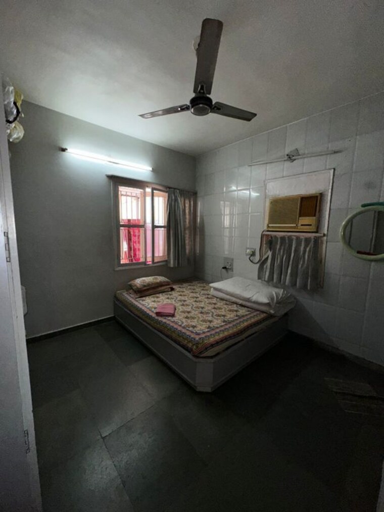 Living Room, shyamal 4 Bedroom 2500 Sq.Ft. Apartment In Shyamal Ahmedabad 10522750