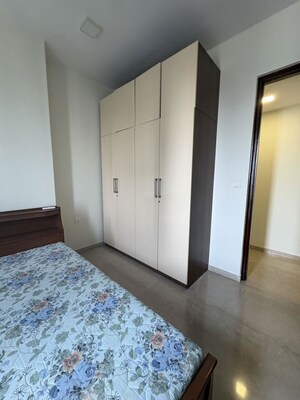 Room in 2 BHK Apartment at Lodha The Park, Worli – for Sale
