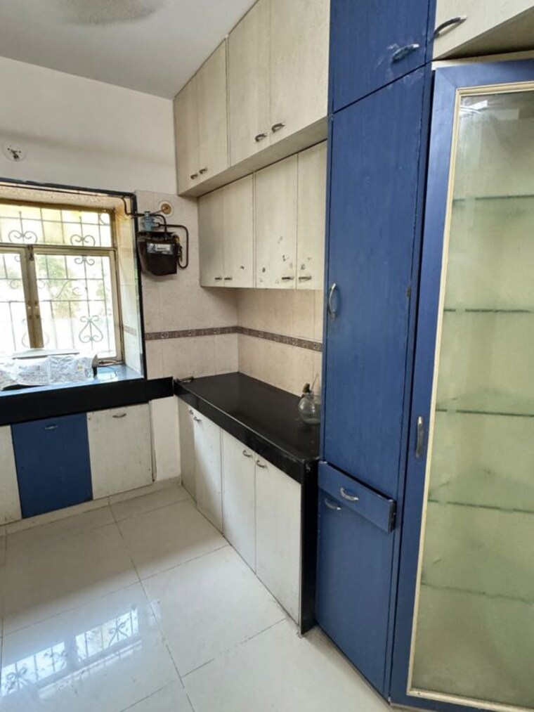 Kitchen, gokul-divine-chs 2 Bedroom 850 Sq.Ft. Apartment In Vile Parle West Mumbai 10522796