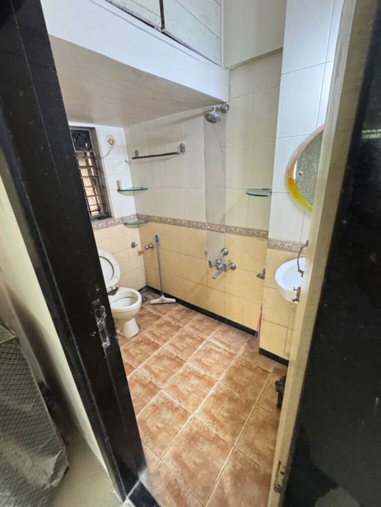 Kitchen, gokul-divine-chs 2 Bedroom 850 Sq.Ft. Apartment In Vile Parle West Mumbai 10522796