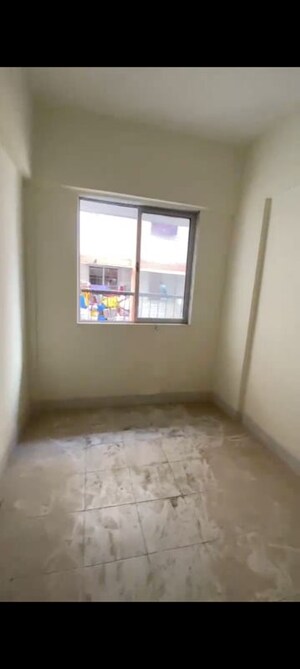Room in 1 BHK Apartment at HDIL Premier Legend, Kurla – for Rent