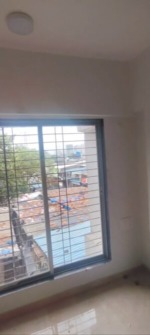 Room in 1 BHK Apartment at Sky View CHS, Kurla – for Rent