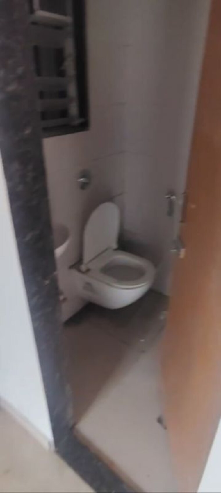 Bathroom, sky-view-chs 1 Bedroom 460 Sq.Ft. Apartment In Kurla Mumbai 10522819