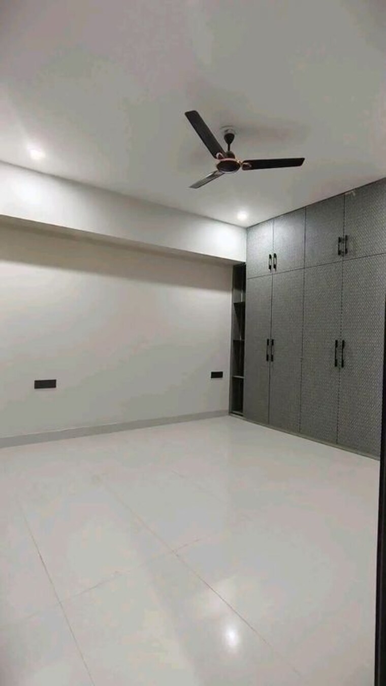 Room, chattarpur 3 Bedroom 1400 Sq.Ft. Apartment In Chattarpur Delhi 10522847