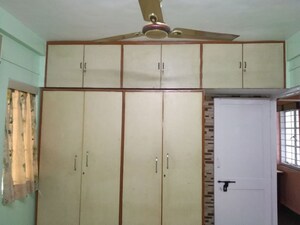 Furnished Amenities in 1 BHK Apartment at Fergusson College Road – for Rent