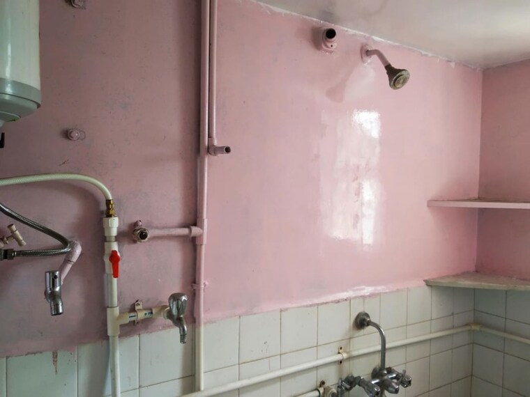Bathroom, fergusson college road 1 Bedroom 700 Sq.Ft. Apartment In Fergusson College Road Pune 10522861