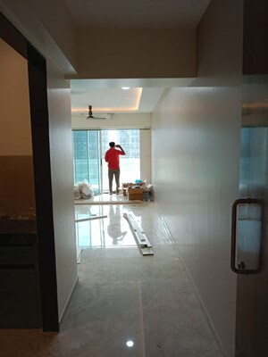 Room in 2.5 BHK Apartment at LnT Elixir Reserve, Powai – for Rent