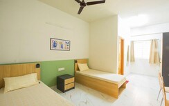 Pg For Rent in Peru Baug