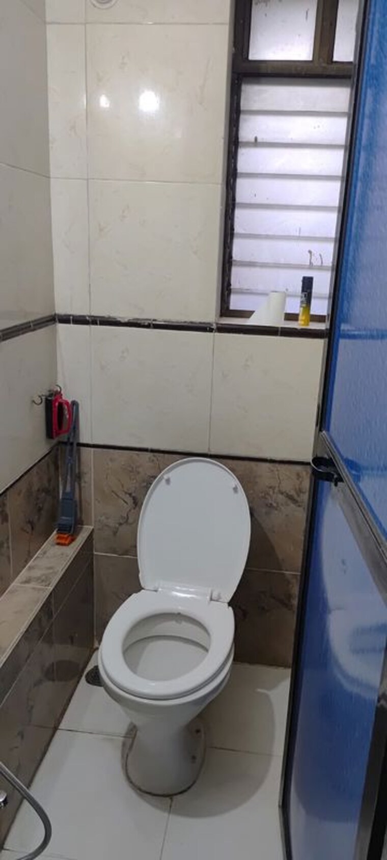 Bathroom, sindhi-society 1 Bedroom 325 Sq.Ft. Apartment In Chembur Mumbai 10522884