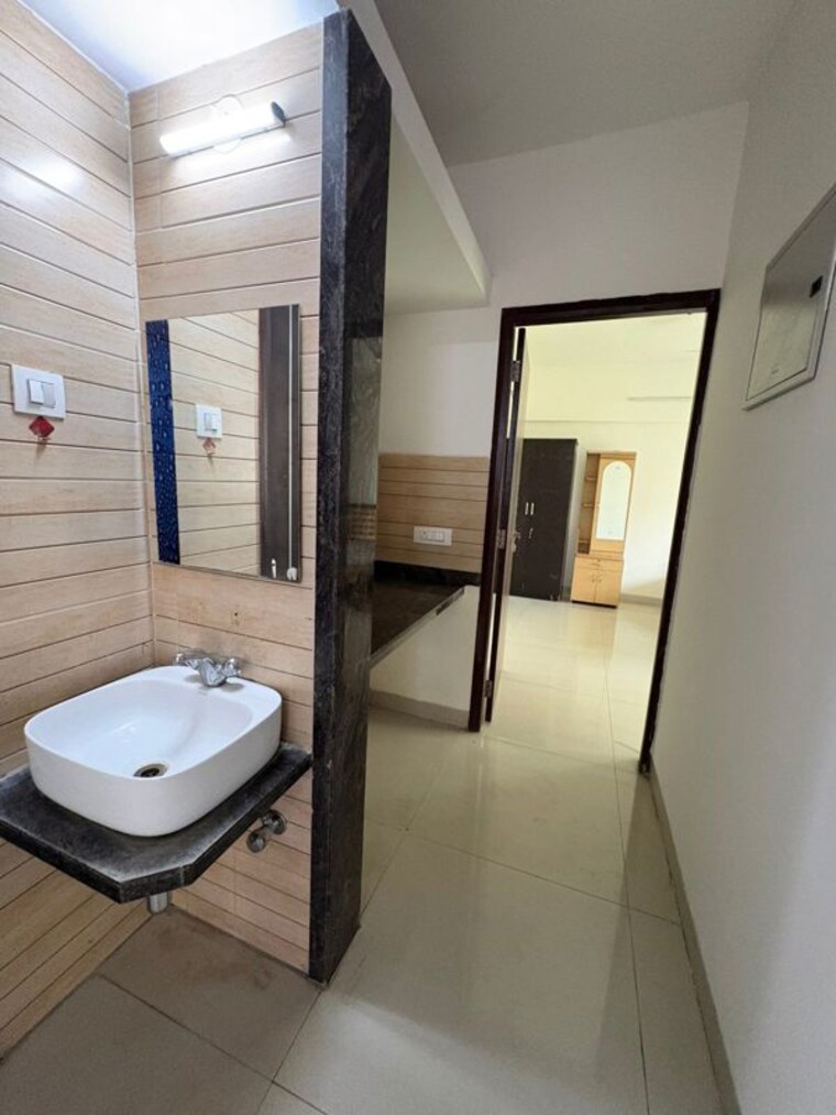 Bathroom, balaji-apartment-baner 3 Bedroom 1100 Sq.Ft. Apartment In Baner Pune 10522913