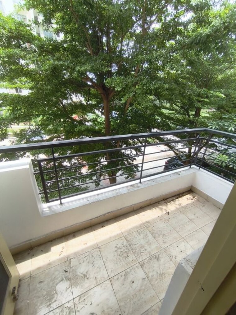 Balcony, ghazipur 2 Bedroom 960 Sq.Ft. Apartment In Ghazipur Zirakpur 10522925