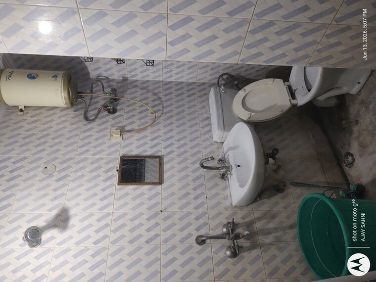 Bathroom, mehrauli 1 Bedroom 450 Sq.Ft. Builder Floor In Mehrauli Delhi 10522935