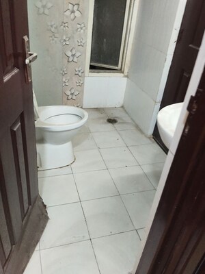 Bathroom in 3 BHK Apartment at Supertech Cape Town, Sector 74 – for Rent